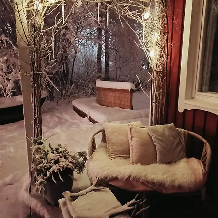Red Wooden House In Nyaraló